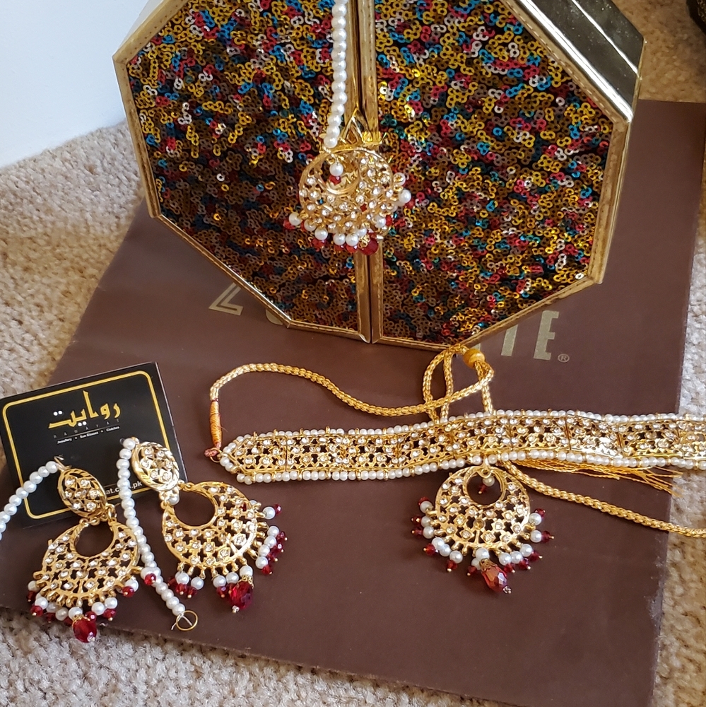 Hyderabadi Choker set - Picture 2 of 6